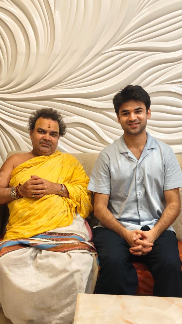 आचार्य श्रीकांत मिश्रा (मुख्य पुजारी, काशी विश्वनाथ मंदिर, वाराणसी)